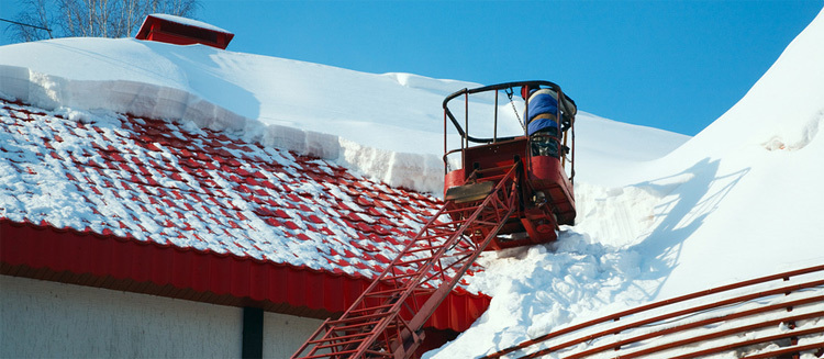 автовышка для очистки снега с крыш